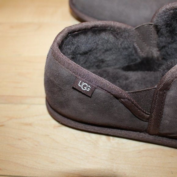 NIB MEN\'S UGG SLIP ON‎ SUEDE SHEARLING SLIPPERS BROWN main image 4